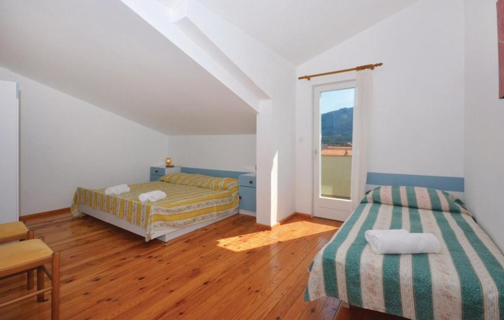 Apartman Tudor Stari Grad  Buitenkant foto